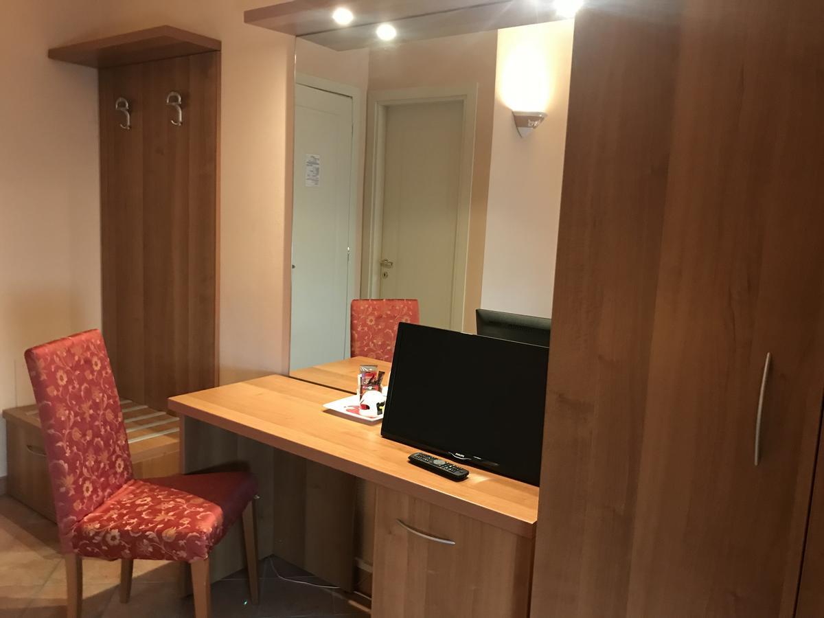 Locanda Ca' Rossa San Giovanni in Croce Luaran gambar