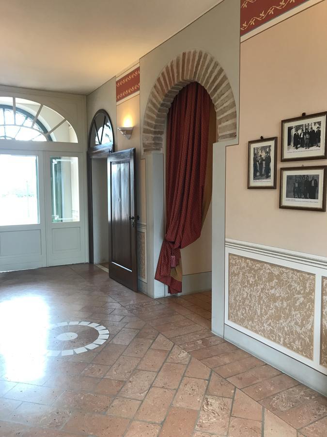 Locanda Ca' Rossa San Giovanni in Croce Luaran gambar