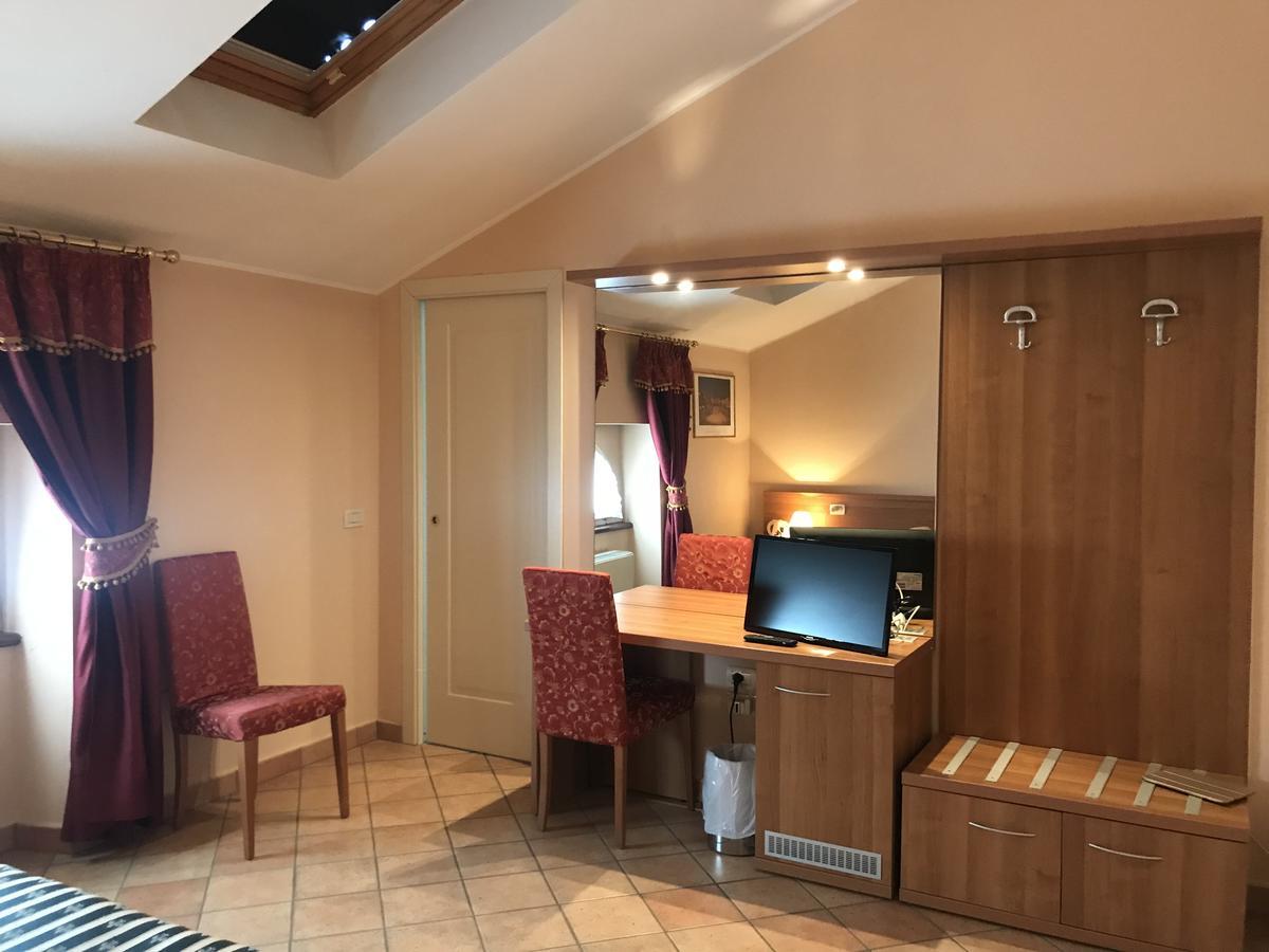 Locanda Ca' Rossa San Giovanni in Croce Luaran gambar