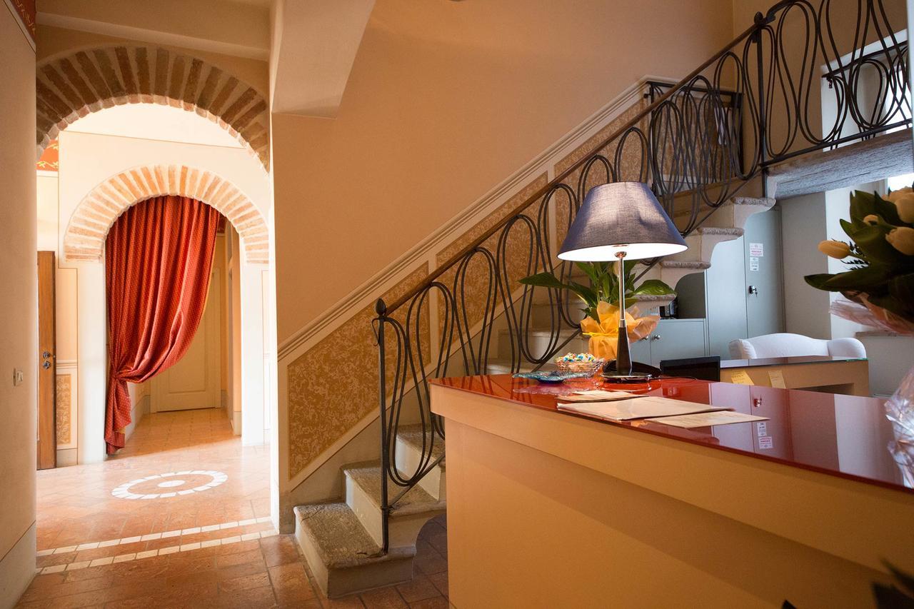 Locanda Ca' Rossa San Giovanni in Croce Luaran gambar